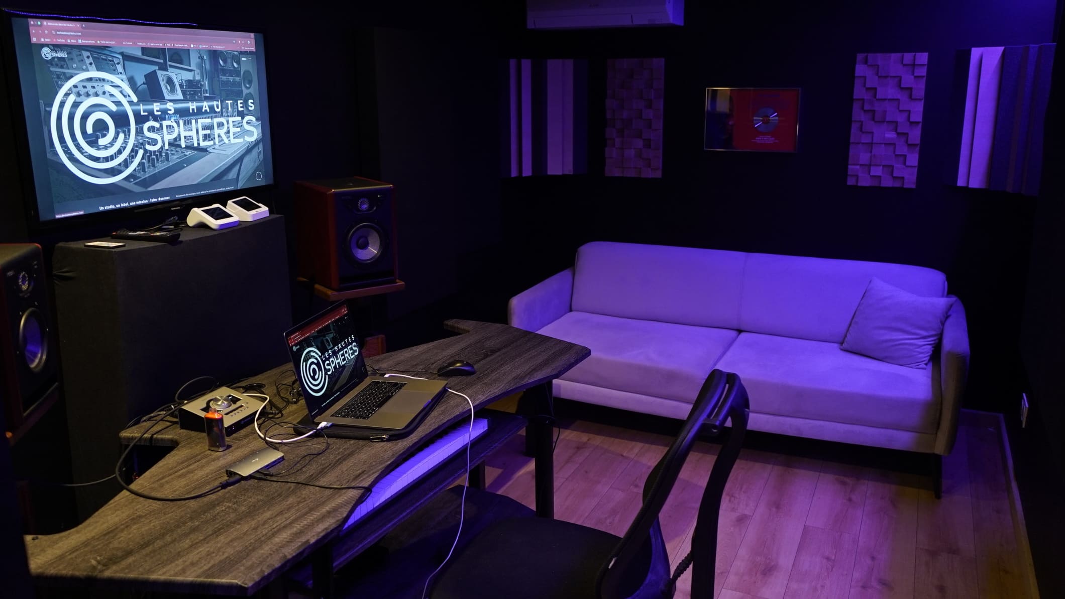 Image 2 Studio A 